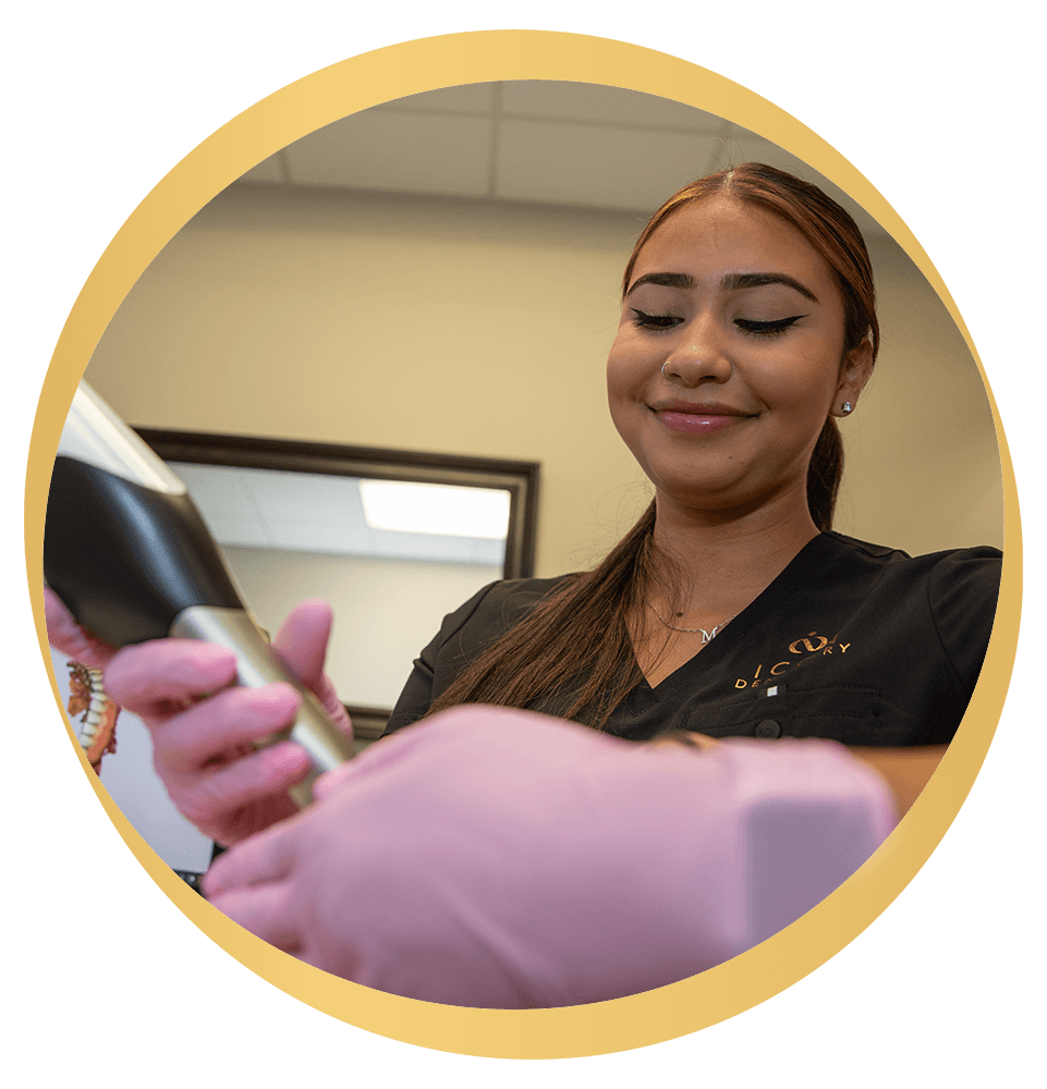 Patient taking a 3d scan of Patients mouth
